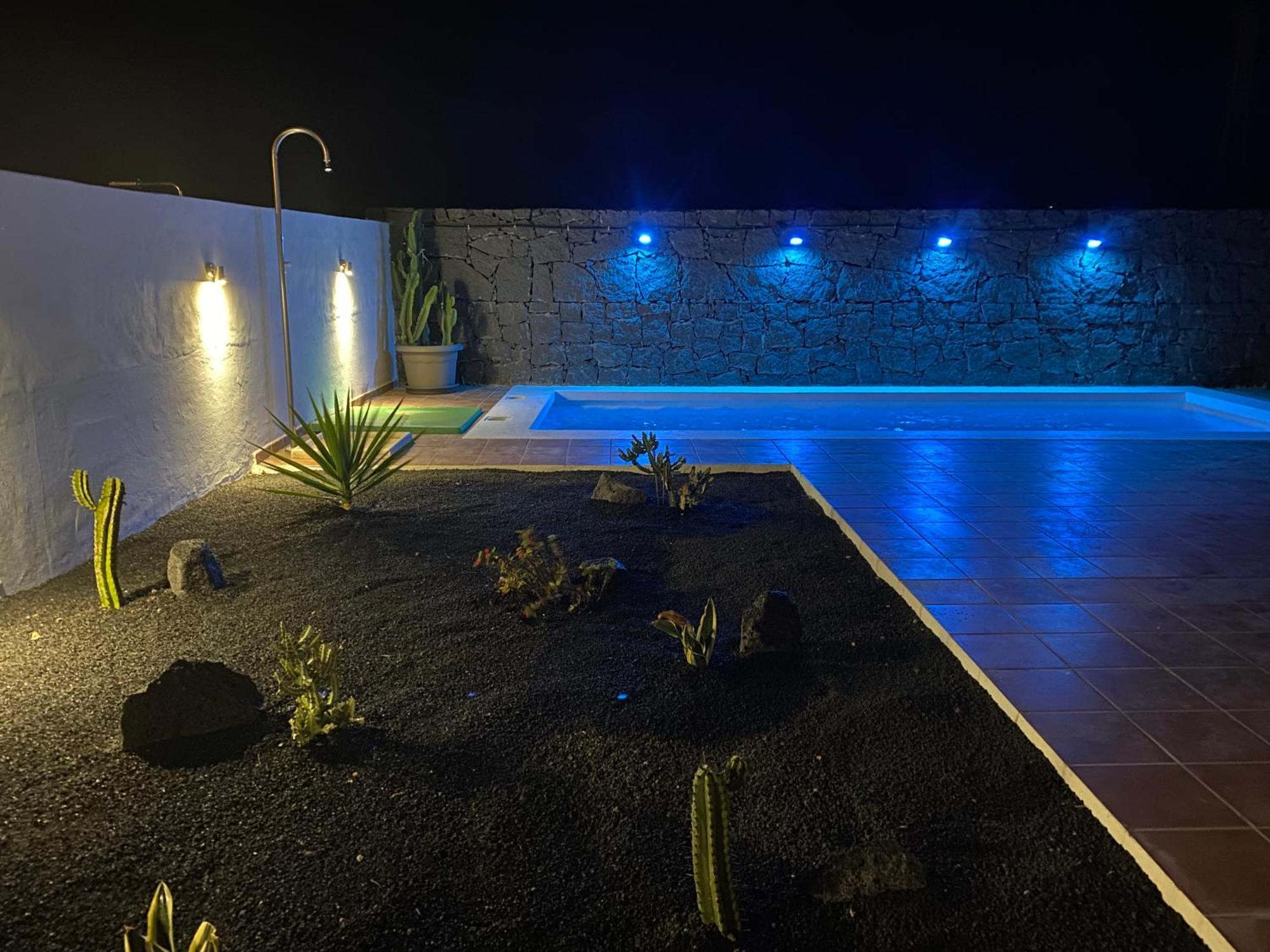 Casa Amarillo Del Sol Villa Playa Blanca  Exteriör bild
